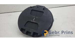 Gebruikte Krikset Renault Clio V (RJAB) 1.0 TCe 100 12V Prijs € 30,00 Margeregeling aangeboden door Autorec. Gebr. Prins b.v.