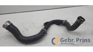 Gebruikte Intercooler Slang Renault Clio V (RJAB) 1.0 TCe 100 12V Prijs € 75,00 Margeregeling aangeboden door Autorec. Gebr. Prins b.v.