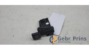 Gebruikte Luchtmassameter Opel Astra K Sports Tourer 1.2 Turbo 12V Prijs € 40,00 Margeregeling aangeboden door Autorec. Gebr. Prins b.v.