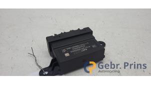 Gebruikte PDC Module Opel Astra K Sports Tourer 1.2 Turbo 12V Prijs € 50,00 Margeregeling aangeboden door Autorec. Gebr. Prins b.v.