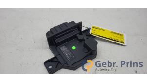 Gebruikte Brandstofpomp module Opel Astra K Sports Tourer 1.2 Turbo 12V Prijs € 40,00 Margeregeling aangeboden door Autorec. Gebr. Prins b.v.