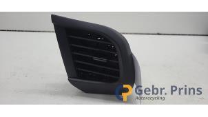 Gebruikte Luchtrooster Dashboard Citroen Jumpy 1.5 Blue HDi 120 Prijs € 18,15 Inclusief btw aangeboden door Autorec. Gebr. Prins b.v.