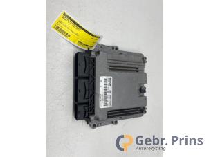 Gebruikte Computer Motormanagement Renault Clio IV Estate/Grandtour (7R) 1.5 Energy dCi 90 FAP Prijs € 100,00 Margeregeling aangeboden door Autorec. Gebr. Prins b.v.