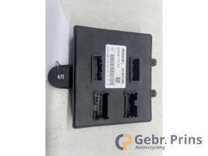 Gebruikte Module Centrale Deurvergrendeling Renault Clio IV Estate/Grandtour (7R) 1.5 Energy dCi 90 FAP Prijs € 40,00 Margeregeling aangeboden door Autorec. Gebr. Prins b.v.