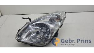 Gebruikte Koplamp rechts Nissan Pixo (D31S) 1.0 12V Prijs € 75,00 Margeregeling aangeboden door Autorec. Gebr. Prins b.v.