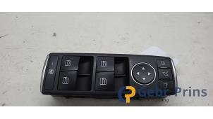 Gebruikte Elektrisch Raam Schakelaar Mercedes E Estate (S212) E-250 CDI 16V BlueEfficiency Prijs € 35,00 Margeregeling aangeboden door Autorec. Gebr. Prins b.v.