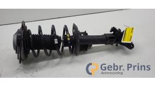 Gebruikte Veerpoot rechts-voor Mercedes E Estate (S212) E-250 CDI 16V BlueEfficiency Prijs € 75,00 Margeregeling aangeboden door Autorec. Gebr. Prins b.v.