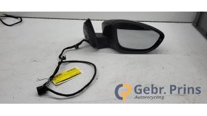 Gebruikte Spiegel Buiten rechts Volkswagen Passat Variant (365) 1.6 TDI 16V Bluemotion Prijs € 60,00 Margeregeling aangeboden door Autorec. Gebr. Prins b.v.