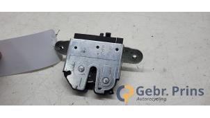 Gebruikte Slotmechaniek Achterklep Opel Meriva 1.4 Turbo 16V ecoFLEX Prijs € 25,00 Margeregeling aangeboden door Autorec. Gebr. Prins b.v.