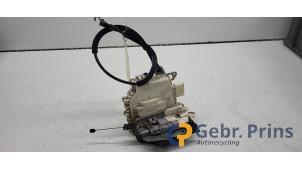 Gebruikte Slotmechaniek Portier 4Deurs rechts-voor Seat Altea XL (5P5) 1.4 TSI 16V Prijs € 30,00 Margeregeling aangeboden door Autorec. Gebr. Prins b.v.