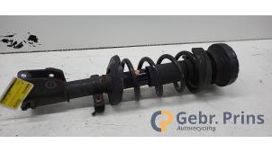 Gebruikte Schokdemperpoot links-voor Opel Vivaro 1.6 CDTI BiTurbo 120 Prijs € 121,00 Inclusief btw aangeboden door Autorec. Gebr. Prins b.v.