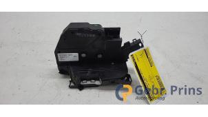 Gebruikte Deurslot Mechaniek 2Deurs rechts Opel Vivaro 1.6 CDTI BiTurbo 120 Prijs € 42,35 Inclusief btw aangeboden door Autorec. Gebr. Prins b.v.