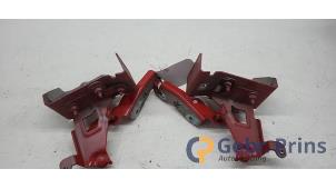 Gebruikte Scharnierset Opel Vivaro 1.6 CDTI BiTurbo 120 Prijs € 48,40 Inclusief btw aangeboden door Autorec. Gebr. Prins b.v.