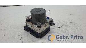 Gebruikte ABS Pomp Citroen Jumper (U9) 2.2 Blue HDi 165 Prijs € 242,00 Inclusief btw aangeboden door Autorec. Gebr. Prins b.v.