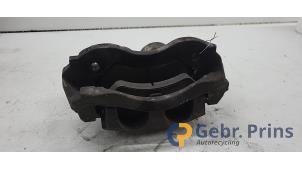 Gebruikte Remklauw (Tang) links-voor Citroen Jumper (U9) 2.2 Blue HDi 165 Prijs € 60,50 Inclusief btw aangeboden door Autorec. Gebr. Prins b.v.