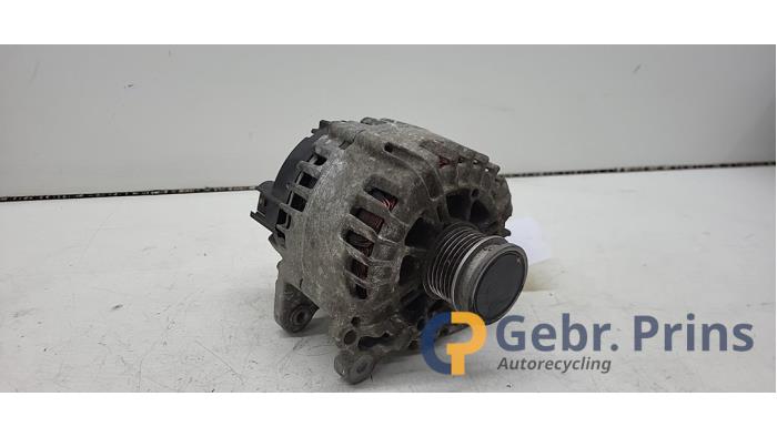 Gebruikte Dynamo Volkswagen Golf VII (AUA) 1.2 TSI 16V Prijs € 50,00 Margeregeling aangeboden door Autorec. Gebr. Prins b.v.