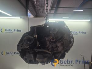 Gebruikte Versnellingsbak Renault Twingo II (CN) 1.2 Prijs € 200,00 Margeregeling aangeboden door Autorec. Gebr. Prins b.v.