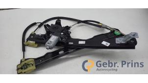 Gebruikte Raammechaniek 4Deurs rechts-voor Ford C-Max (DXA) 1.0 Ti-VCT EcoBoost 12V 125 Prijs € 30,00 Margeregeling aangeboden door Autorec. Gebr. Prins b.v.