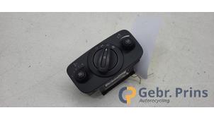 Gebruikte Schakelaar Licht Ford C-Max (DXA) 1.0 Ti-VCT EcoBoost 12V 125 Prijs € 20,00 Margeregeling aangeboden door Autorec. Gebr. Prins b.v.