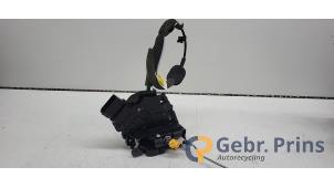 Gebruikte Deurslot Mechaniek 4Deurs links-voor Ford Ka+ 1.2 Prijs € 35,00 Margeregeling aangeboden door Autorec. Gebr. Prins b.v.