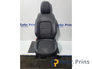 Gebruikte Voorstoel links Ford Kuga III (DFK) 2.5 PHEV 16V Prijs € 250,00 Margeregeling aangeboden door Autorec. Gebr. Prins b.v.