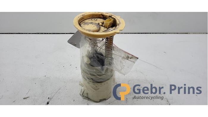 Tank element Pomp van een Mercedes-Benz B (W245) 1.5 B-150 16V 2006