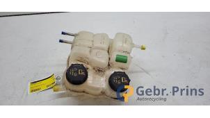 Gebruikte Expansievat Ford Kuga III (DFK) 2.5 PHEV 16V Prijs € 25,00 Margeregeling aangeboden door Autorec. Gebr. Prins b.v.