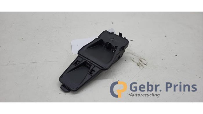 Gebruikte Sensor Remassistent Volvo V60 I (FW/GW) 2.0 T5 16V Prijs € 30,00 Margeregeling aangeboden door Autorec. Gebr. Prins b.v.