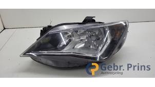 Gebruikte Koplamp links Seat Ibiza IV (6J5) 1.2 TSI Prijs € 150,00 Margeregeling aangeboden door Autorec. Gebr. Prins b.v.