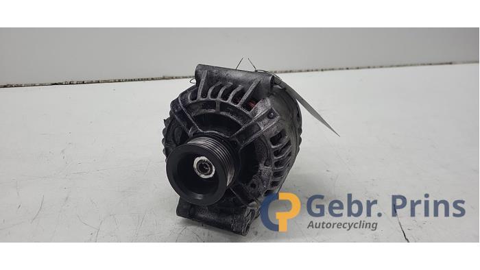 Gebruikte Dynamo Renault Scénic I (JA) 1.6 16V Prijs € 30,00 Margeregeling aangeboden door Autorec. Gebr. Prins b.v.