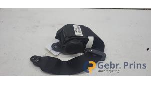 Gebruikte Veiligheidsgordel links-achter BMW 1 serie (F20) 120i 2.0 16V Prijs € 30,00 Margeregeling aangeboden door Autorec. Gebr. Prins b.v.