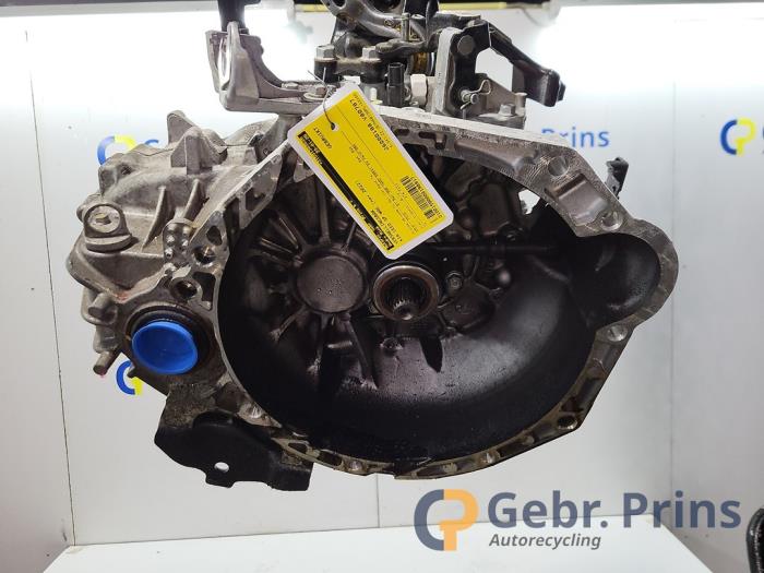 Gebruikte Versnellingsbak Kia Ceed Sportswagon (CDF) 1.0i T-GDi 12V Prijs € 1.150,00 Margeregeling aangeboden door Autorec. Gebr. Prins b.v.