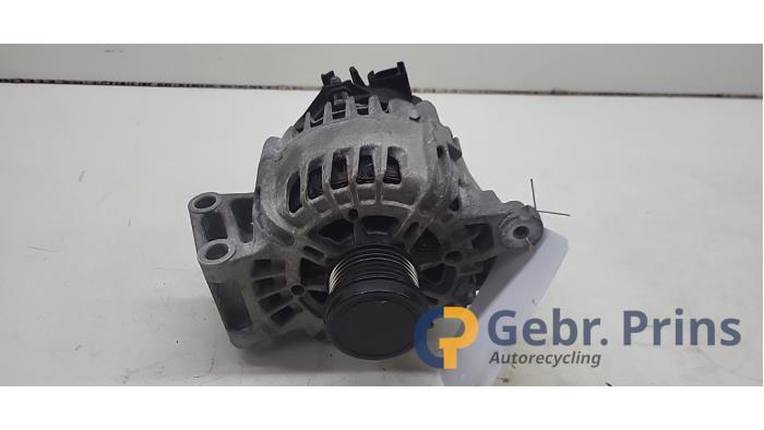 Gebruikte Dynamo Volvo V40 (MV) 1.6 T3 GTDi 16V Prijs € 60,00 Margeregeling aangeboden door Autorec. Gebr. Prins b.v.