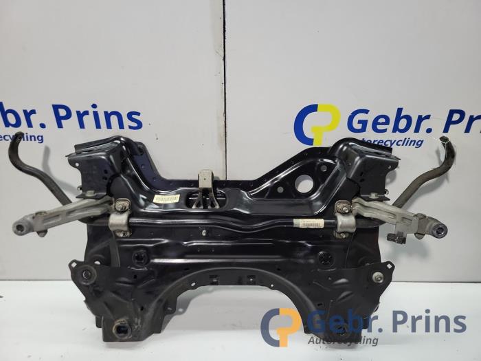 Gebruikte Subframe Peugeot 308 SW (F4/FC/FN/FR) 1.2 12V PureTech 130 Prijs € 250,00 Margeregeling aangeboden door Autorec. Gebr. Prins b.v.
