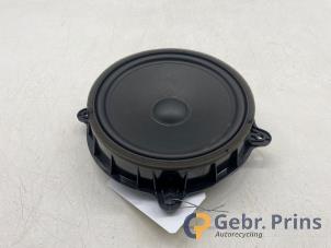 Gebruikte Luidspreker Tesla Model Y (5YJY) RWD Prijs € 30,00 Margeregeling aangeboden door Autorec. Gebr. Prins b.v.