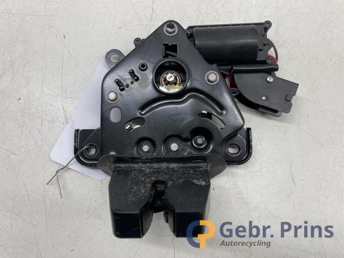 Achterklep Kofferslot Voor Tesla Voor Model 3 2017-2022 Achterklep Achterklep Deur Kofferbak Slot Actuator Vergrendeling 109230800E 1092308-00-E Vergrendeling kofferdeksel