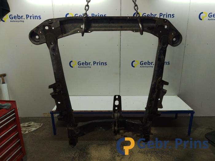 Gebruikte Subframe Dacia Logan MCV II/III/Sandero Wagon 0.9 TCE 12V LPG Prijs € 200,00 Margeregeling aangeboden door Autorec. Gebr. Prins b.v.