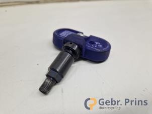 Gebruikte Sensor (overige) Tesla Model Y (5YJY) RWD Prijs € 50,00 Margeregeling aangeboden door Autorec. Gebr. Prins b.v.