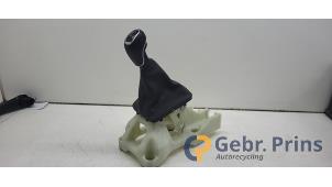 Gebruikte Versnellingspook Kia Ceed Sportswagon (CDF) 1.0i T-GDi 12V Prijs € 100,00 Margeregeling aangeboden door Autorec. Gebr. Prins b.v.