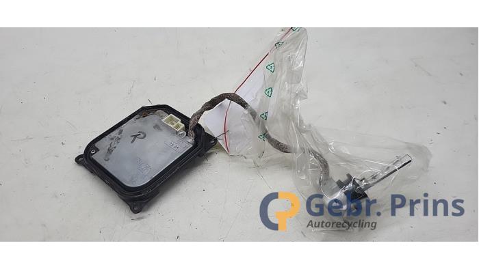 Gebruikte Xenon module Lexus IS (E2) 250 2.5 V6 24V Prijs € 40,00 Margeregeling aangeboden door Autorec. Gebr. Prins b.v.