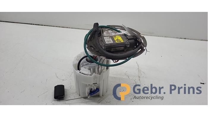 Gebruikte Tank element Pomp Kia Ceed Sportswagon (CDF) 1.0i T-GDi 12V Prijs € 75,00 Margeregeling aangeboden door Autorec. Gebr. Prins b.v.