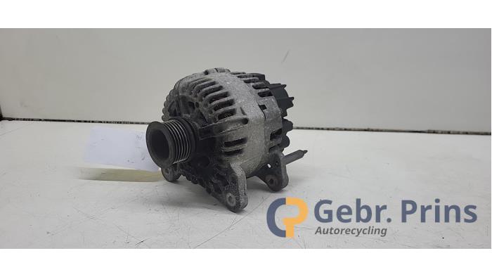 Gebruikte Dynamo Volkswagen Polo V (6R) 1.4 16V Prijs € 50,00 Margeregeling aangeboden door Autorec. Gebr. Prins b.v.