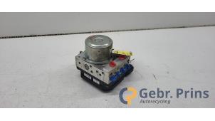 Gebruikte ABS Pomp Nissan Juke (F15) 1.6 16V Prijs € 150,00 Margeregeling aangeboden door Autorec. Gebr. Prins b.v.