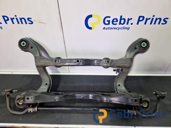 Gebruikte Subframe Mercedes CLA (118.3) 1.3 CLA-180 Turbo 16V Prijs € 225,00 Margeregeling aangeboden door Autorec. Gebr. Prins b.v.