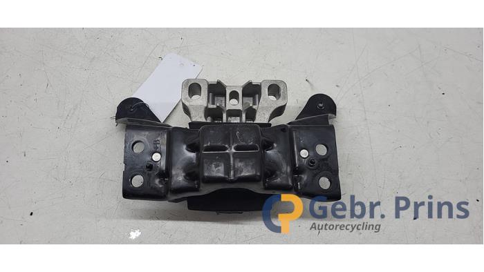 Gebruikte Motorrubber Skoda Karoq 1.5 TSI 16V Prijs € 35,01 Inclusief btw aangeboden door Autorec. Gebr. Prins b.v.