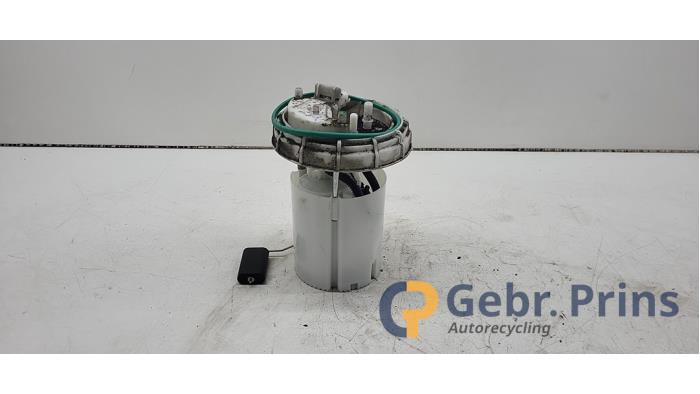Gebruikte Tank element Pomp Fiat Punto III (199) 0.9 TwinAir Turbo 100 Prijs € 30,00 Margeregeling aangeboden door Autorec. Gebr. Prins b.v.