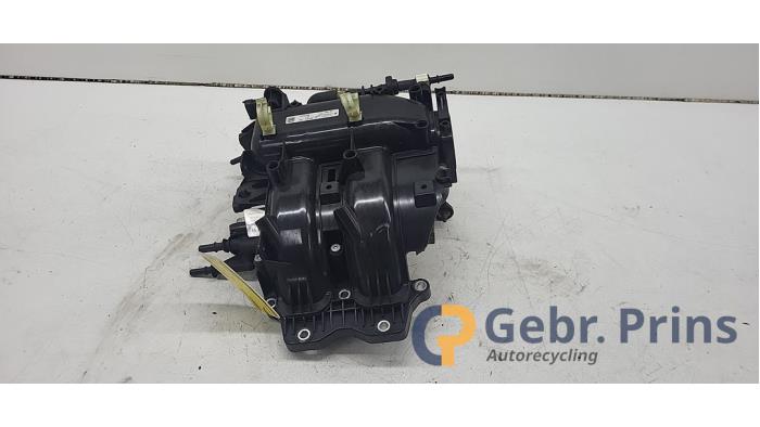Gebruikte Spruitstuk Inlaat Fiat Punto III (199) 0.9 TwinAir Turbo 100 Prijs € 75,00 Margeregeling aangeboden door Autorec. Gebr. Prins b.v.