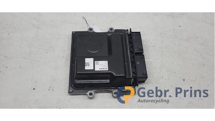 Gebruikte Computer Motormanagement Volvo XC60 II (UZ) 2.0 T6 16V Plug-in Hybrid AWD Prijs € 200,00 Margeregeling aangeboden door Autorec. Gebr. Prins b.v.