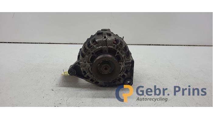 Gebruikte Dynamo Audi A4 (B7) 2.5 TDI V6 24V Prijs € 40,00 Margeregeling aangeboden door Autorec. Gebr. Prins b.v.