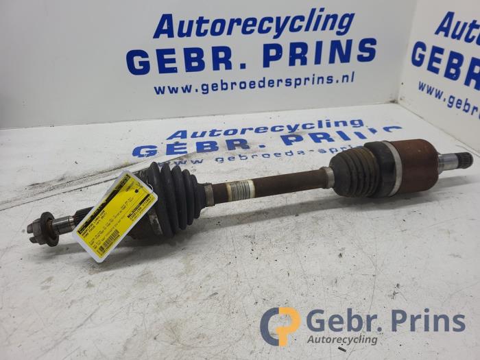 Gebruikte Steekas links-voor Ford Focus 3 Wagon 1.5 TDCi Prijs € 50,00 Margeregeling aangeboden door Autorec. Gebr. Prins b.v.